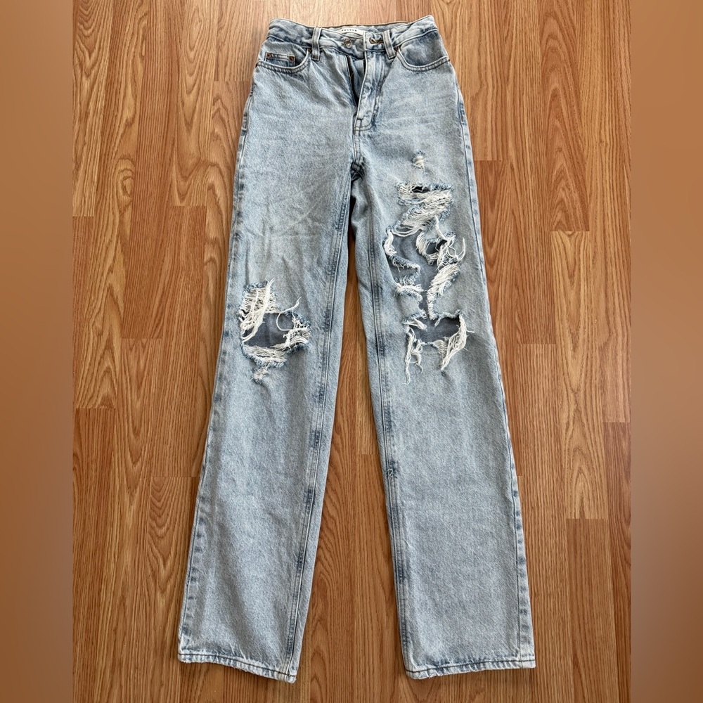 Women’s Pacsun 90s Boyfriend Light Wash Distressed Jeans